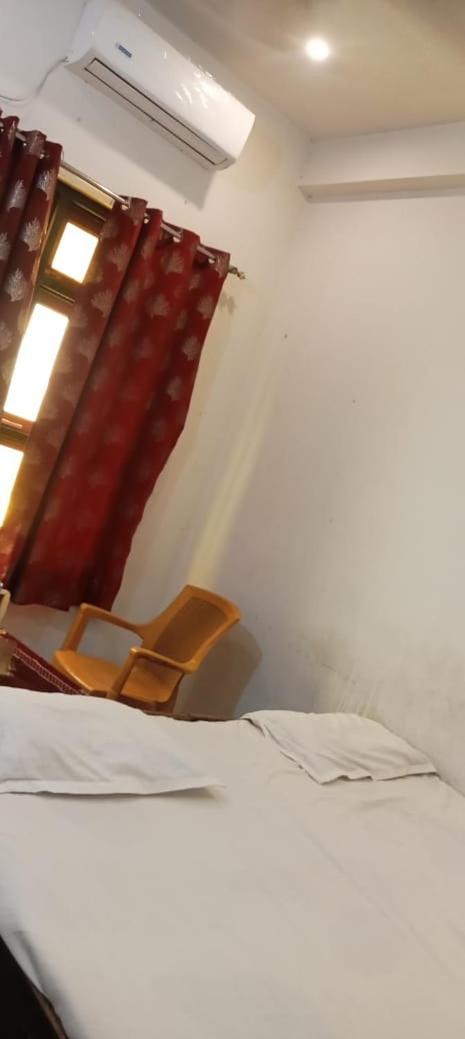 Vaibhav Sadan Dharmsala Hotel Ayodhya Exterior foto